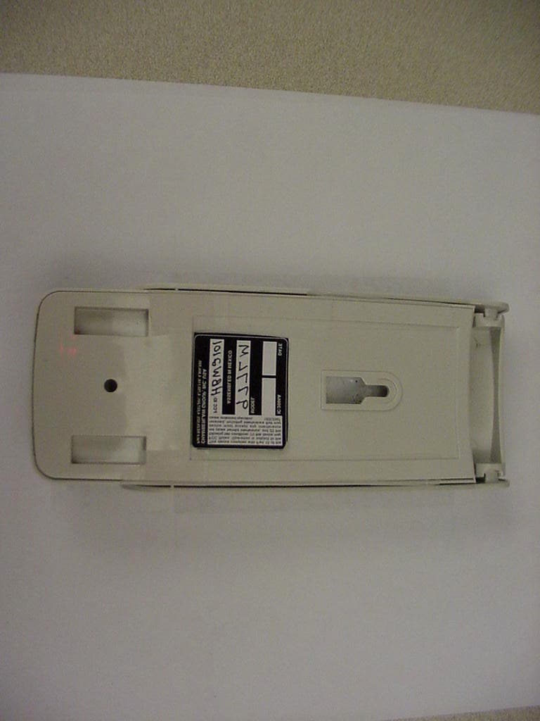 Remote Control Transmitter - FCC ID HBW2101 - Chamberlain Group LLC, The
