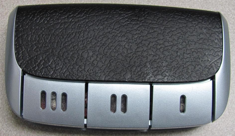 Remote Control Transmitter - FCC ID HBW7510 - Chamberlain Group LLC, The