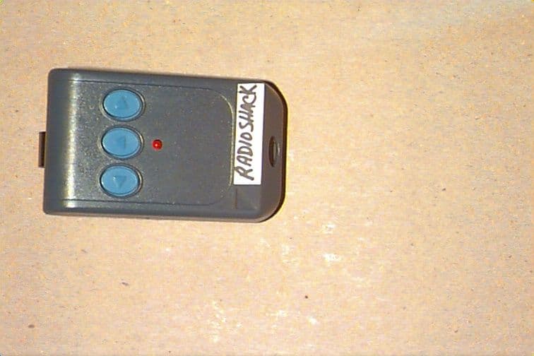 DSC - Part 15 Security/Remote Control Transmitter - FCC ID HBWAAO61-2115 - Chamberlain Group LLC, The