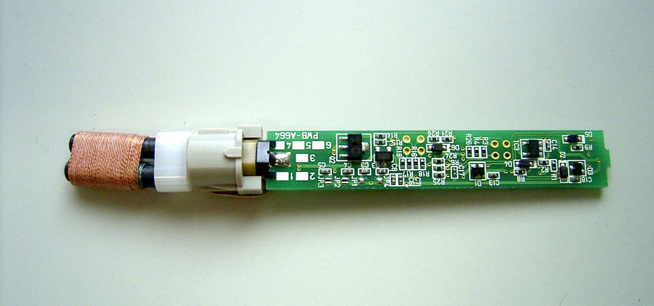 Digitizer - FCC ID HV4PTZL - Wacom Co Ltd