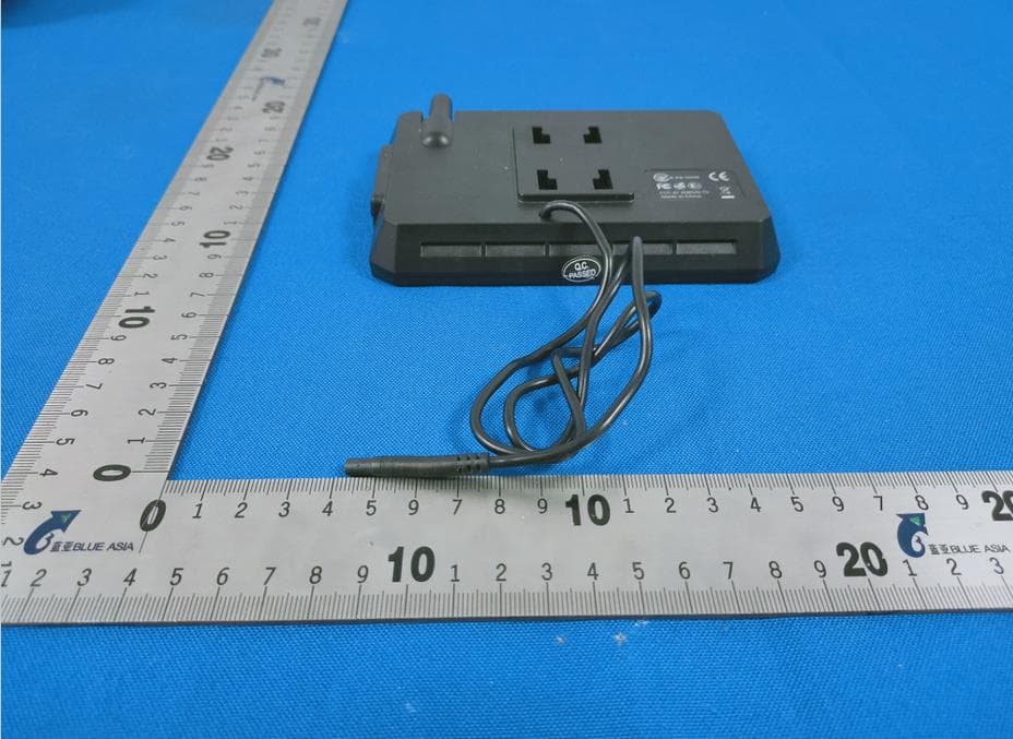 Solar wireless reversing system - FCC ID IK4TW1 - Shenzhen Auto-vox Technology Co., Ltd.