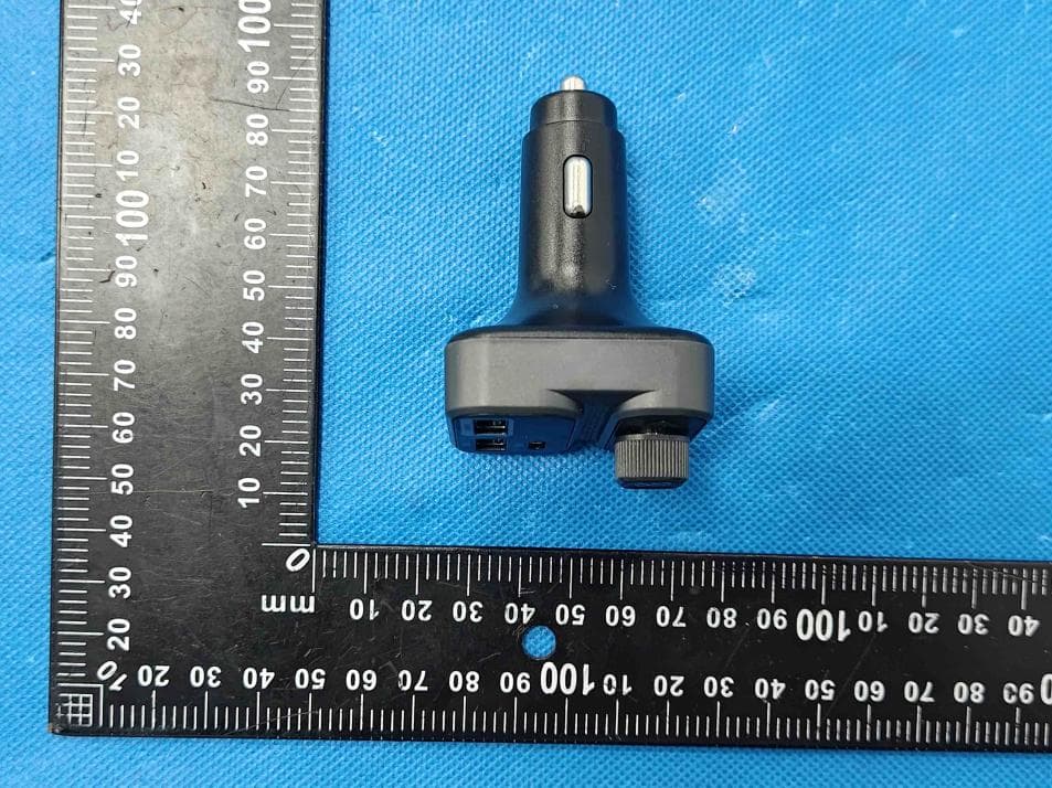BT FM Car Charger - FCC ID IKQ-SBTFM5 - Scosche Industries Inc