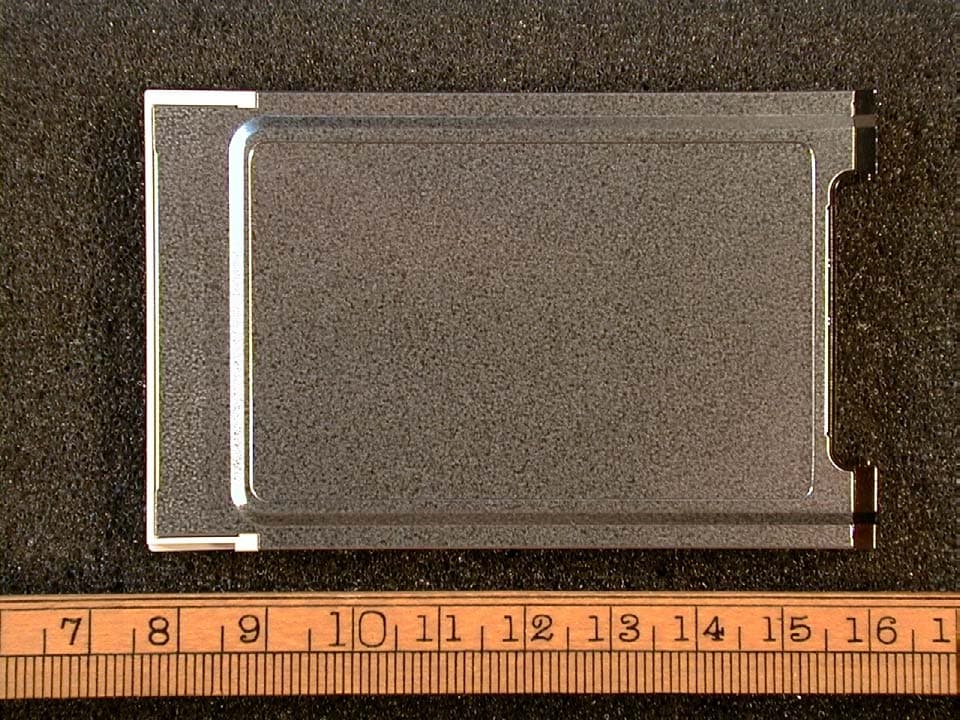 2.4 GHz low power WLAN integrated PCMCIA card - FCC ID IMRWLPC2411R - Agere Systems Nederland B.V.
