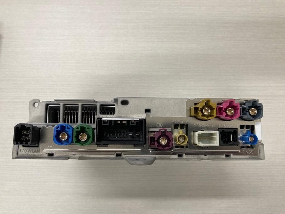 Infotainment Head Unit - FCC ID IPH-03911 - Garmin International Inc