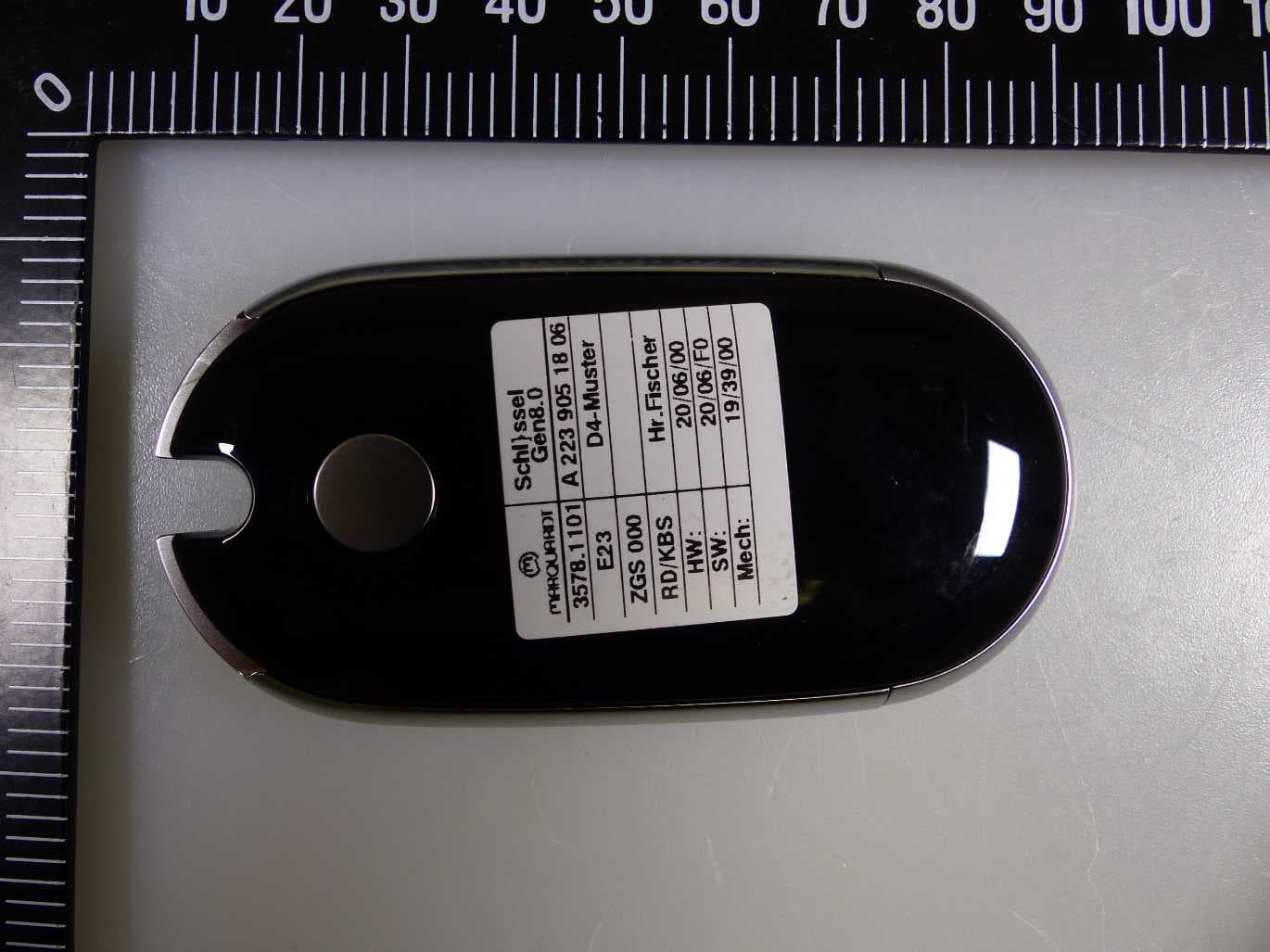 Passive Entry Car Key - FCC ID IYZMS5 - Marquardt GmbH