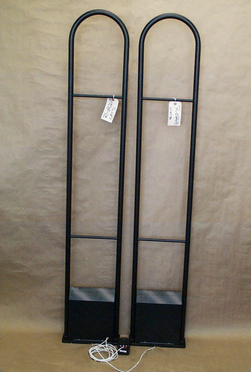 FAP - Part 15 Anti-Pilferage Device - FCC ID J3QP-2000 - Knogo North America Inc
