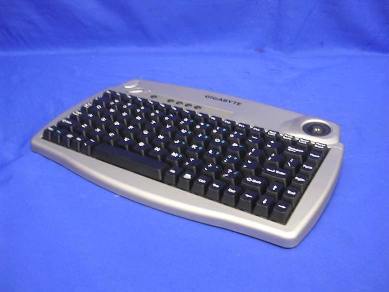 WLAN Keyboard - FCC ID JCKFDC-6802 - GIGA-BYTE TECHNOLOGY CO., LTD.