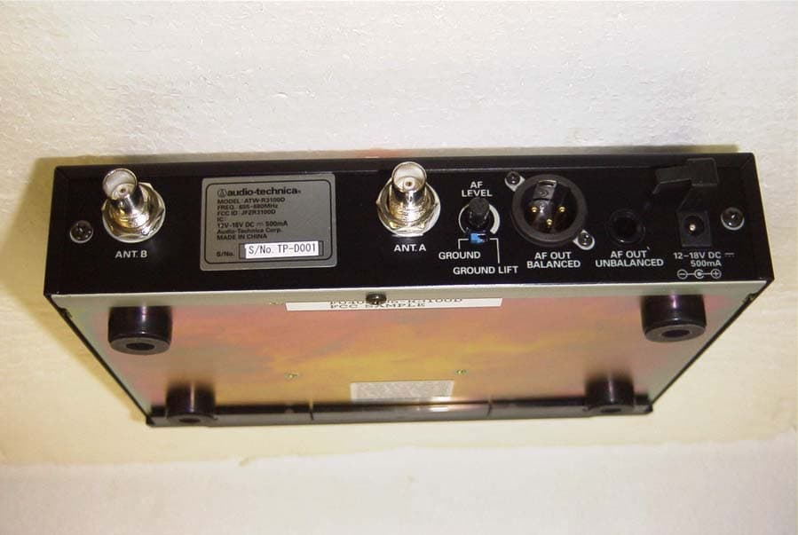UHF RECEIVER - FCC ID JFZR3100D - Audio-Technica Corporation