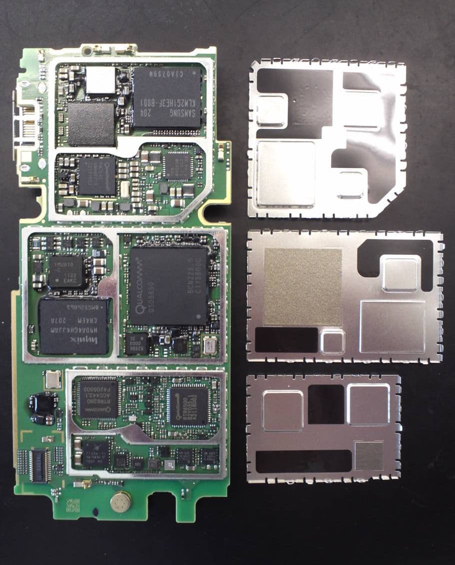 CDMA Mobile phone - FCC ID JOYKY011 - Kyocera Corporation
