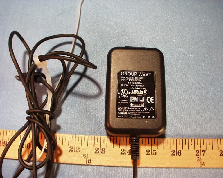 RF BaseStation - FCC ID JWSB551 - Worthdata Inc