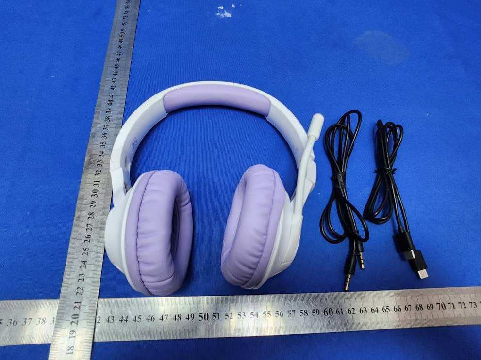 SOUNDFORM Inspire Over Ear Headset - FCC ID K7SAUD006 - Belkin International, Inc.