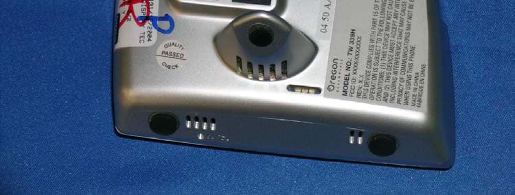 433MHz receiver in 2.4GHz FHSS phone w/ CID - FCC ID KT5-TW339 - Integrated Display Technology Ltd
