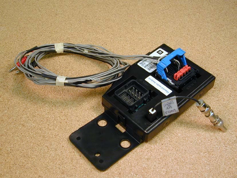 RKE/TPM Receiver - FCC ID L2C0022R - APTIV Services US LLC