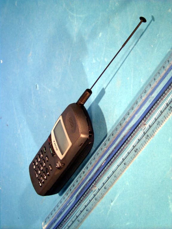 DUAL BAND ANALOG/PCS PHONE (AMPS/CDMA) - FCC ID L5ACMDB3 - Sony Electronics Inc