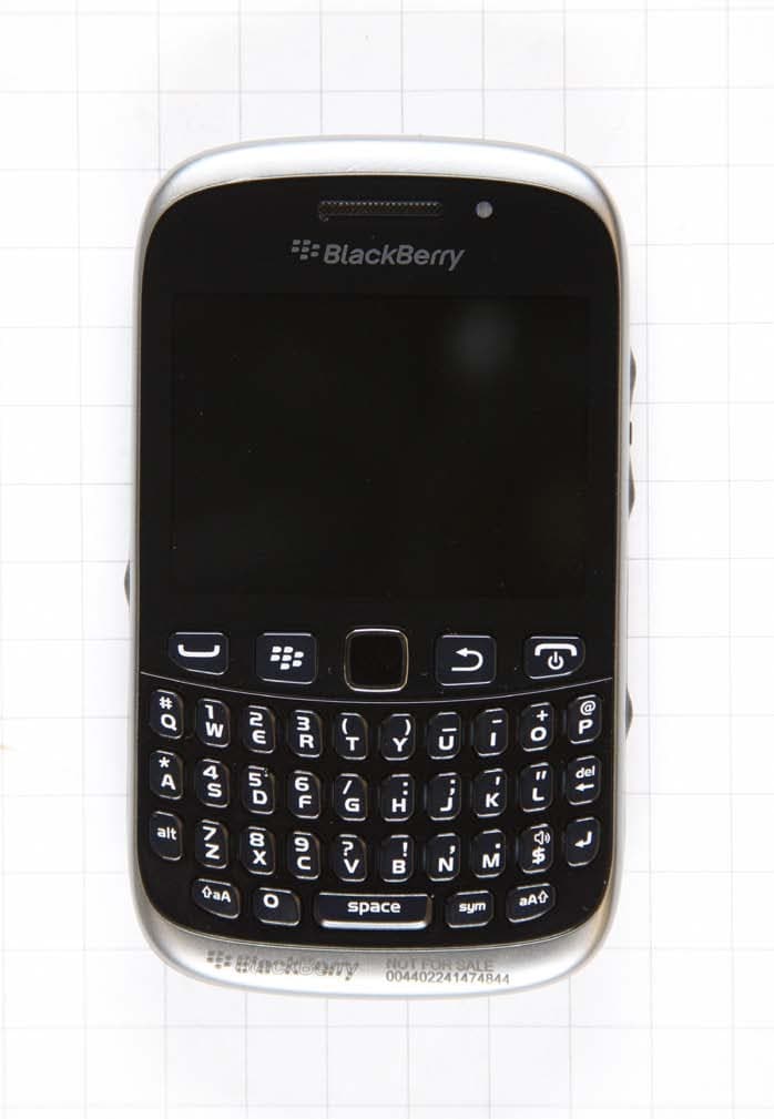 Handheld Blackberry� with GSM/EDGE 850/900/1800/1900, WCDMA/HSDPA Bands FDD I, IV, VIII, Bluetooth and 802.11 b/g/n - FCC ID L6AREW70UW - BlackBerry Limited