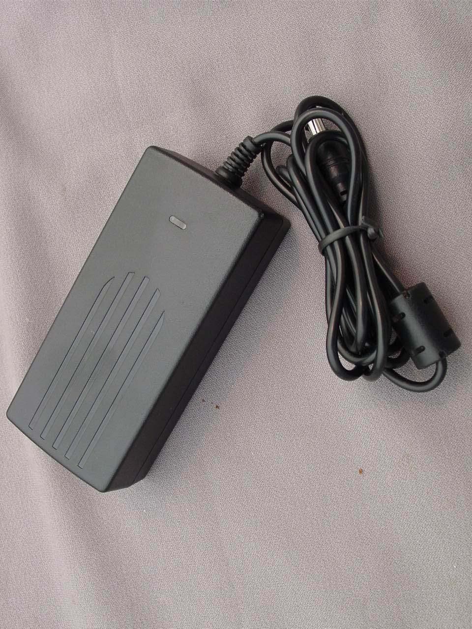 LCD Monitor With TV Tuner - FCC ID LAK151T - BTC Korea Co Ltd
