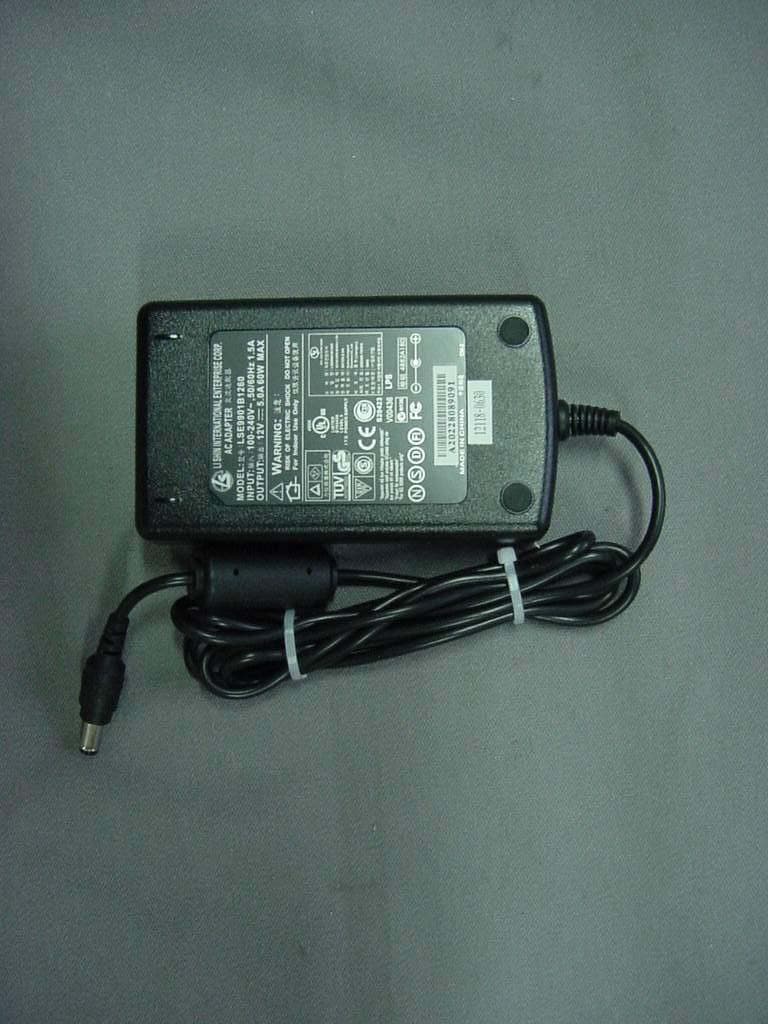LCD Monitor With TV Tuner - FCC ID LAK180P - BTC Korea Co Ltd