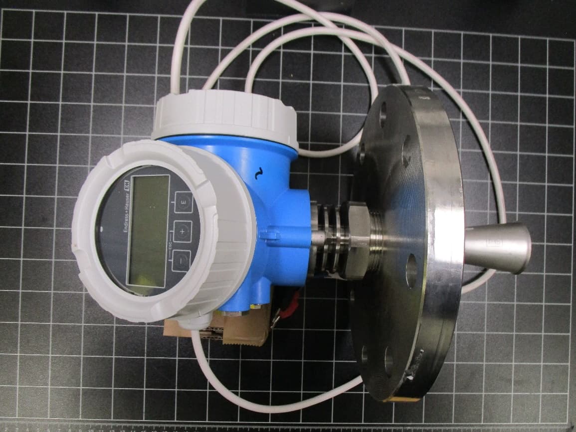 Level Probing Radar - FCC ID LCGFMR5XKL - Endress and Hauser SE Co. KG