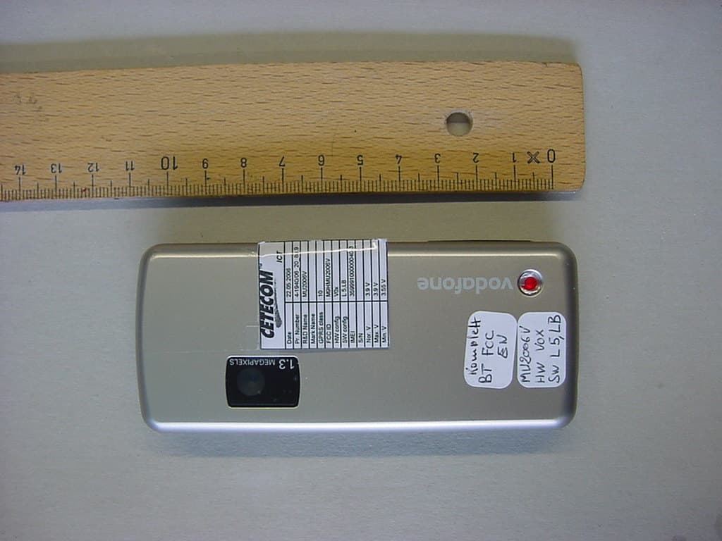 GSM 900/1800/1900 and WCDMA Mobile Phone with BT - FCC ID M9HMU2006V - Sagem Wireless