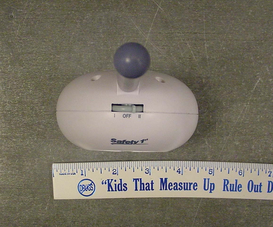 49MHz BABY MONITOR - FCC ID MNJ08044T - Dorel Juvenile Group