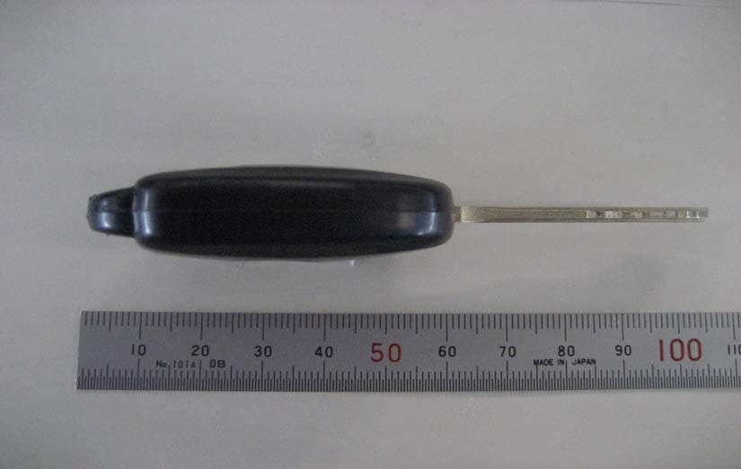 RKE Transmitter - FCC ID MOZB52TH - Tokai Rika Co Ltd