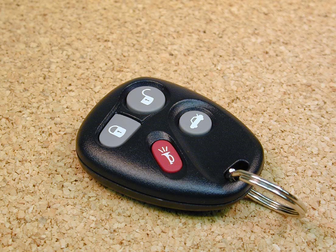 RKE Transmitter - FCC ID N5F250738 - Valeo Comfort and Driving Assistance