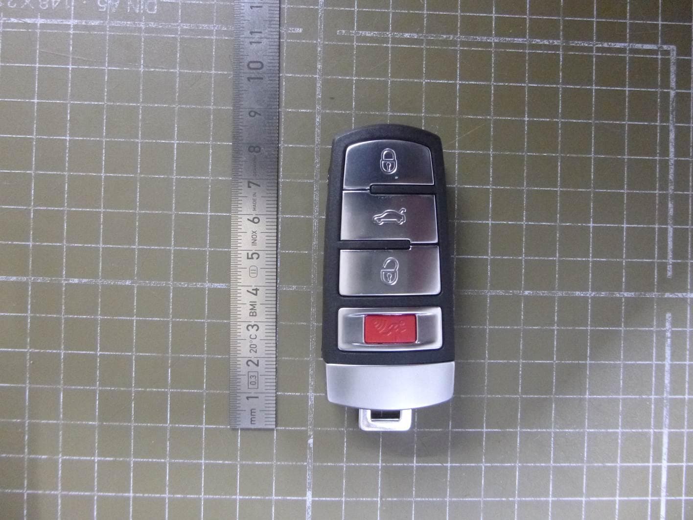 Keyless Car Entry - FCC ID NBGPQ12P01 - HELLA GmbH & Co. KGaA