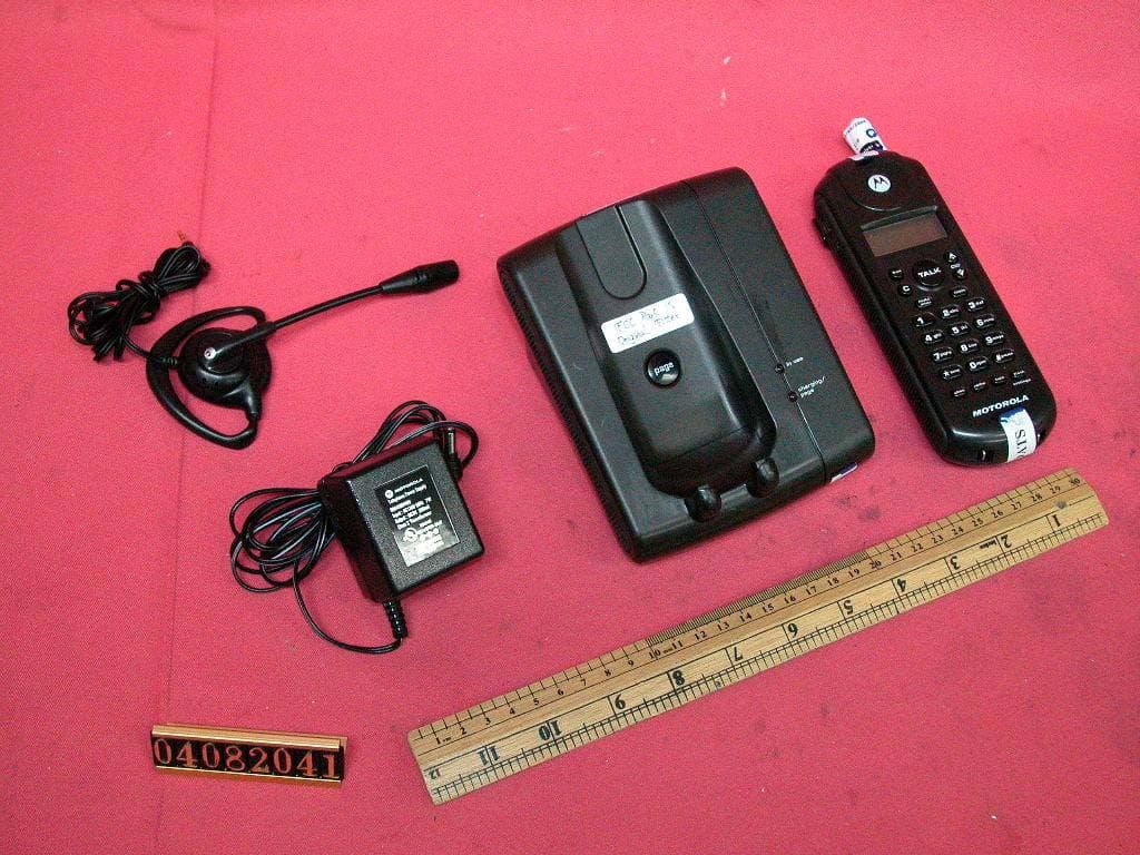 900MHz/5.8GHz 40 Channel Cordless Phone (Base) - FCC ID NC8MA550 - CCT Tech Advanced Products Limited