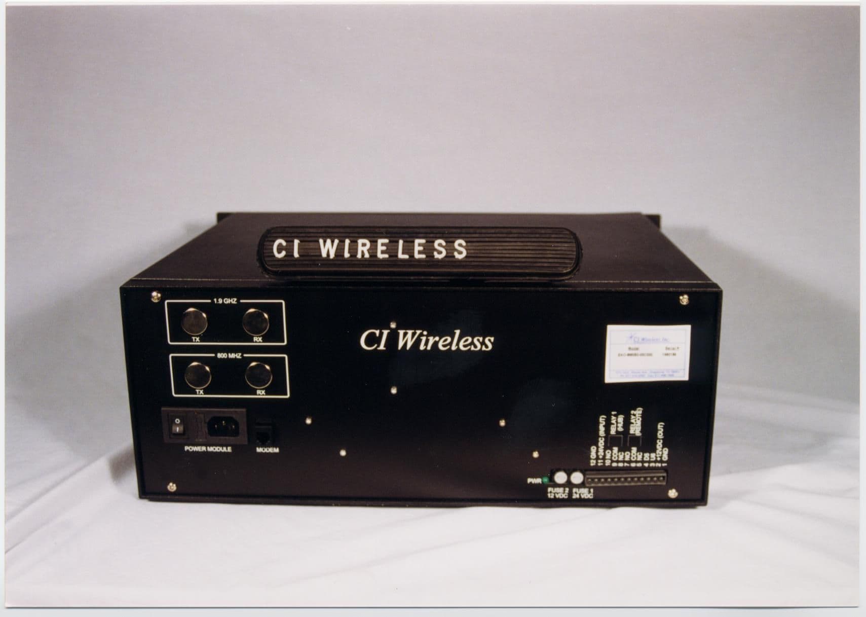 Cellular Repeater - FCC ID NUW050CEKO8 - EMS Technologies Inc