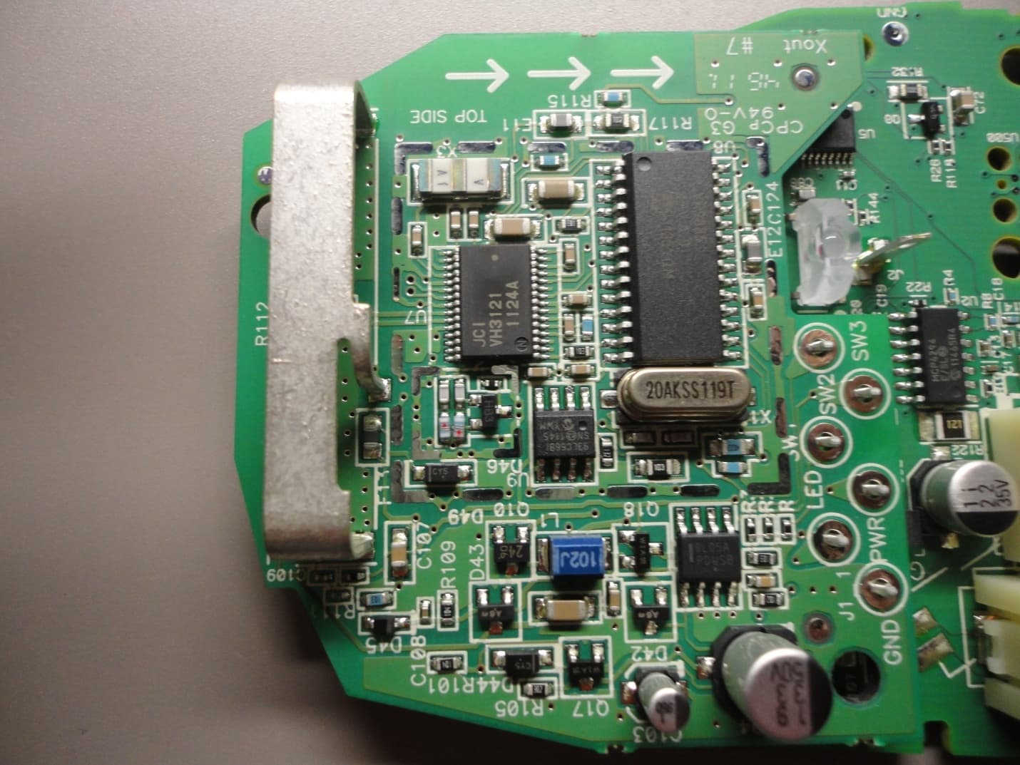 Universal Garage Door Opener - FCC ID NZLHFCHL4 - Gentex Corporation