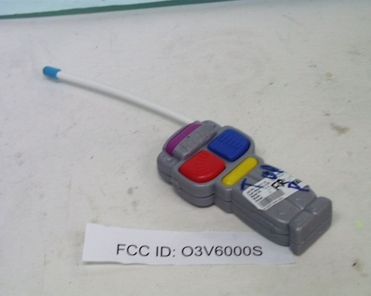 Remote control toy - FCC ID O3V6000S - Moose Mountain Toymakers Ltd.
