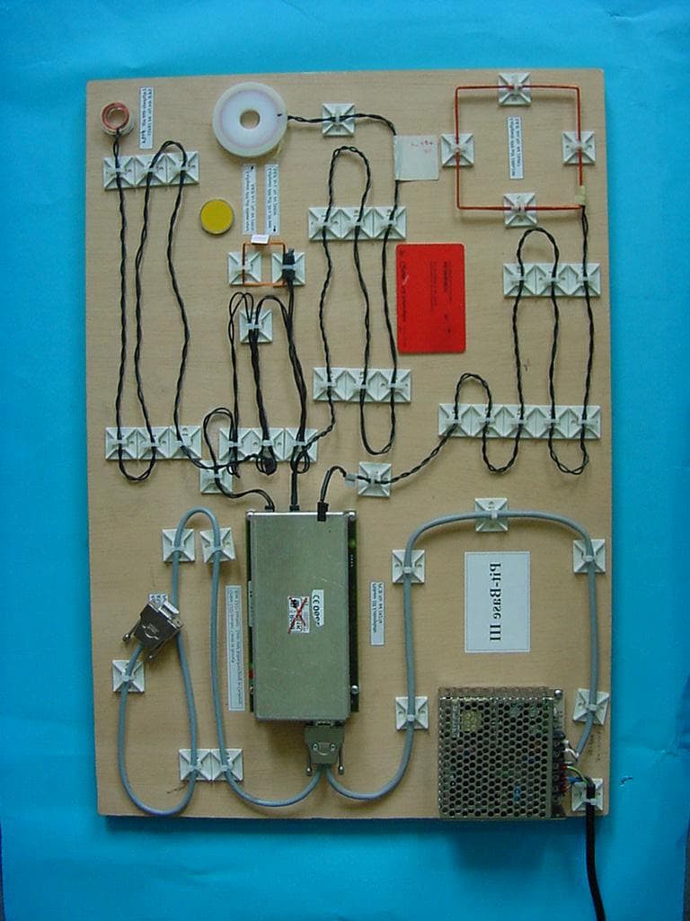Coin Box Reader System - FCC ID O5KPIT-BASEIII - Scheidt & Bachmann GmbH