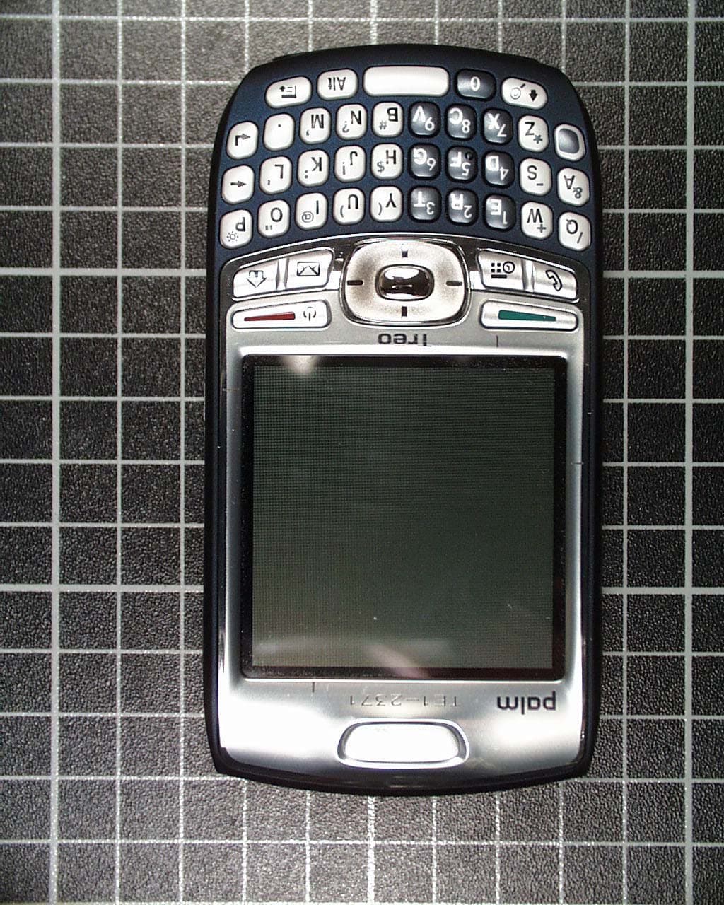 PDA Phone with CDMA 2000 /1xEVDO and Bluetooth - FCC ID O8F-895 - Palm Inc