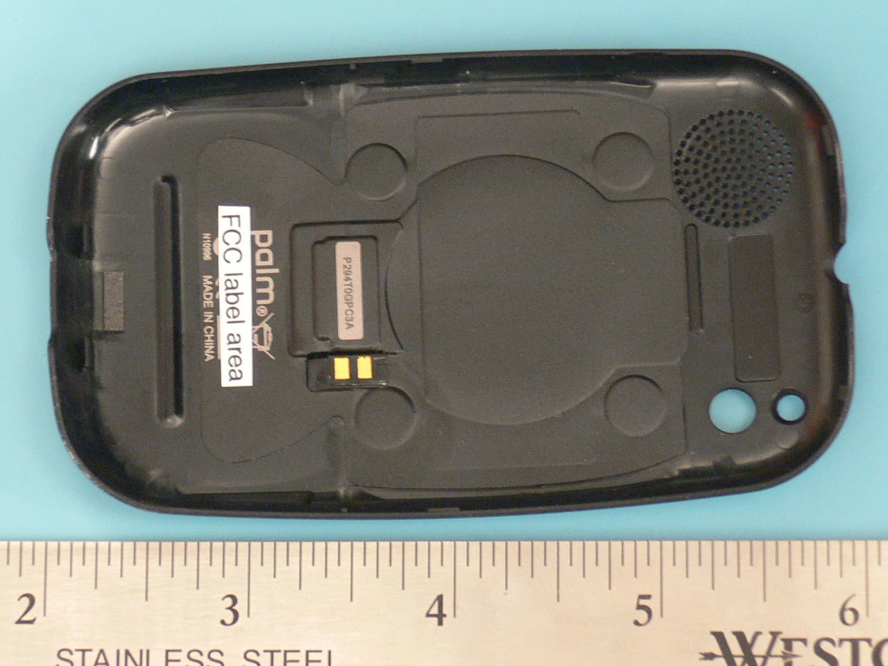 Pre Inductive Charger Backcover - FCC ID O8F-CABC1 - Palm Inc