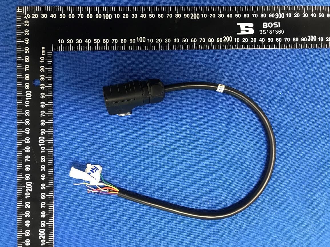 GPS tracker - FCC ID O9YFLF2L - Spireon Inc