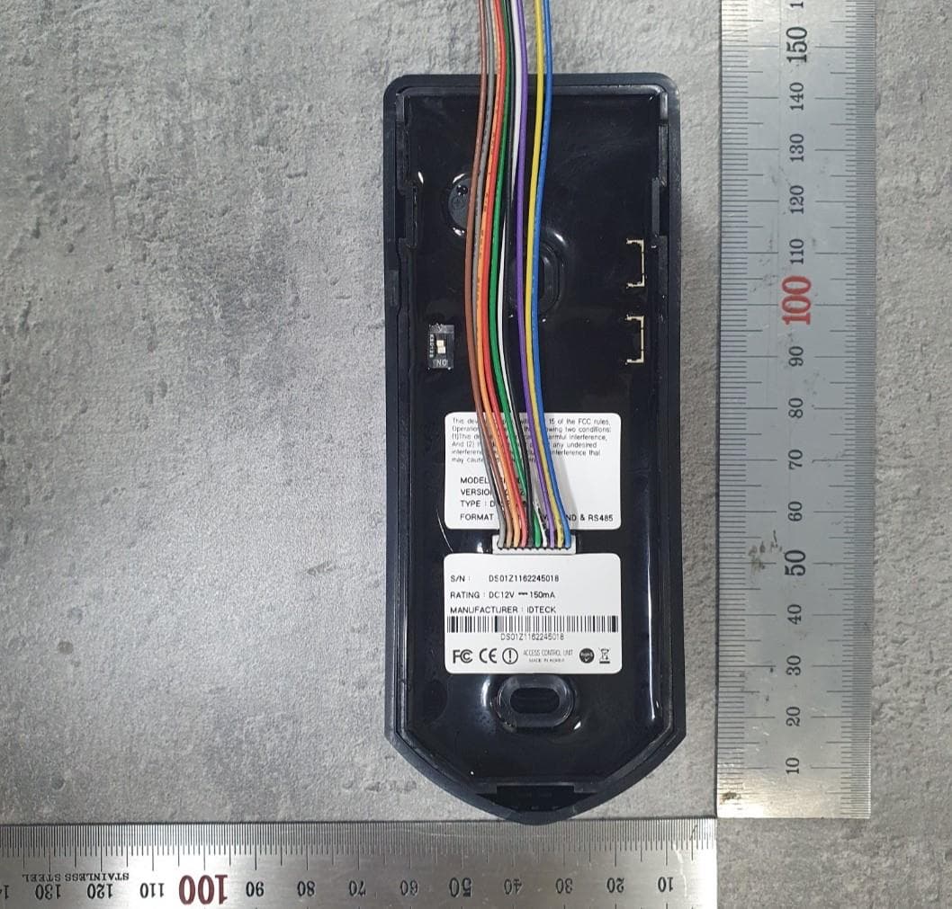 Smart Card Reader - FCC ID OYUSR10D - ID-Teck Co Ltd
