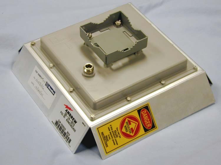 Spread spectrum transmitter with amplifier - FCC ID P3824GCA - Andrew Corporation