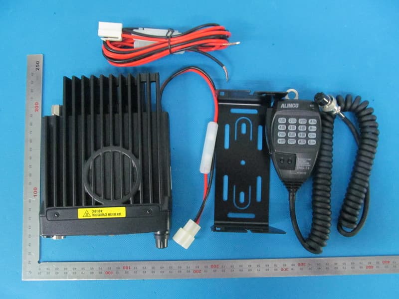 VHM FM MOBILE TRANSCEIVER - FCC ID PH3-DR138HT - Alinco Incorporated, Electronics Division