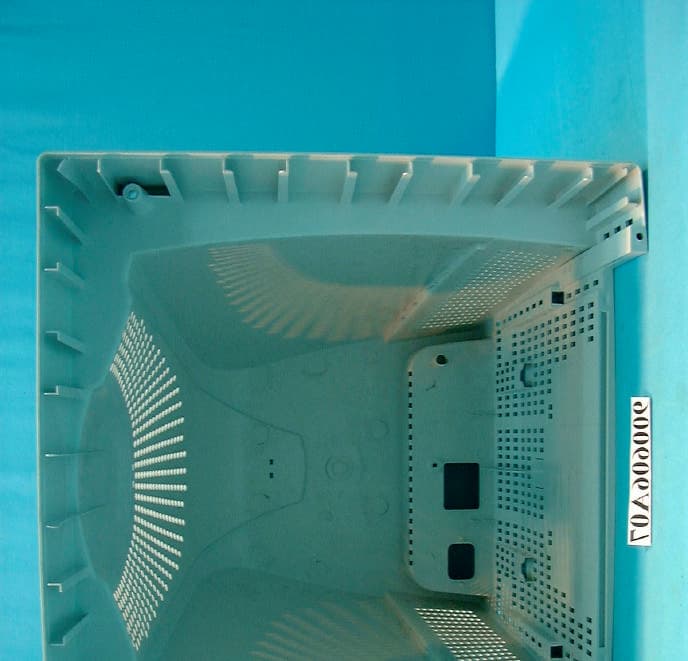 Color Monitor - FCC ID PIM570A - NESO Technology Inc.