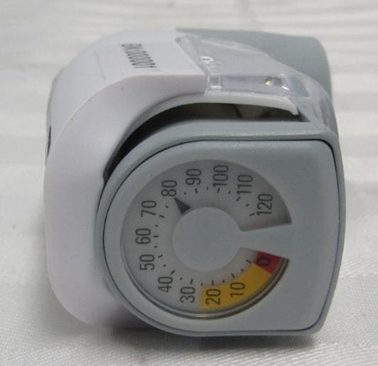Hallie Sensor (for Breztri Aerosphere) is a device to log medication use of a metered dose inhaler - FCC ID PN2-BZT1 - Adherium (NZ) Ltd