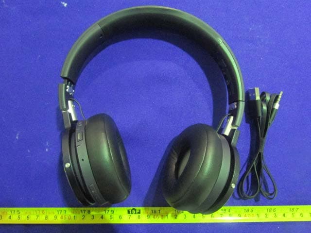Bluetooth Noise-Canceling NFC Headset - FCC ID PP2S900 - Shenzhen Rapoo Technology Co., Ltd