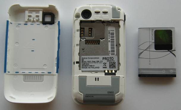 GSM 900/1800/1900 Cellular Telephone W/BT - FCC ID PPIRM-174 - Microsoft Corporation