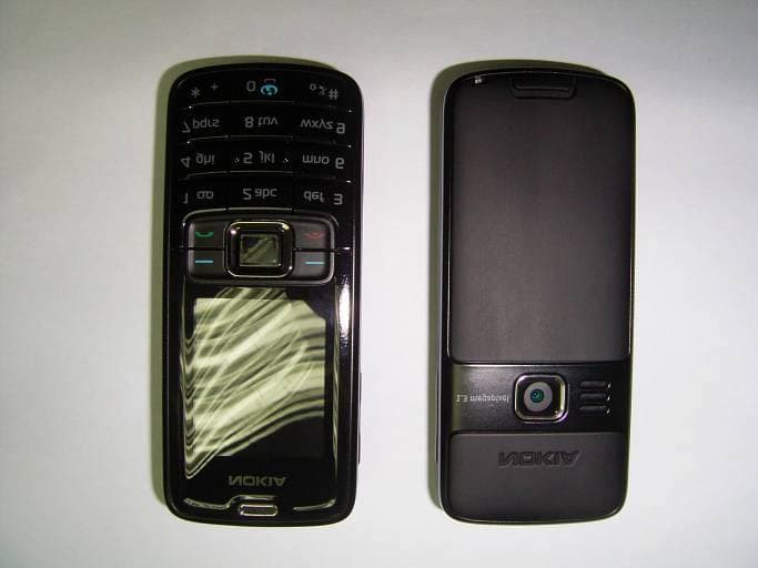 GSM900/1800/1900 Cellphone with BT - FCC ID PPIRM-237 - Microsoft Corporation