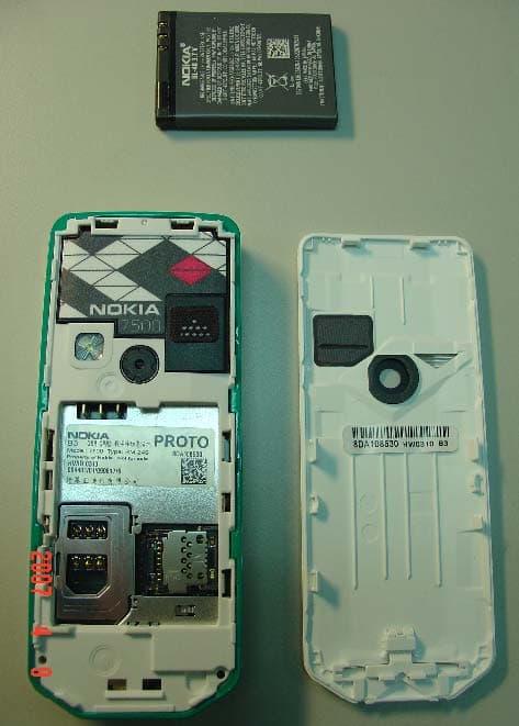 GSM 900/ 1800/ 1900 Cellphone with Bluetooth - FCC ID PPIRM-249 - Microsoft Corporation