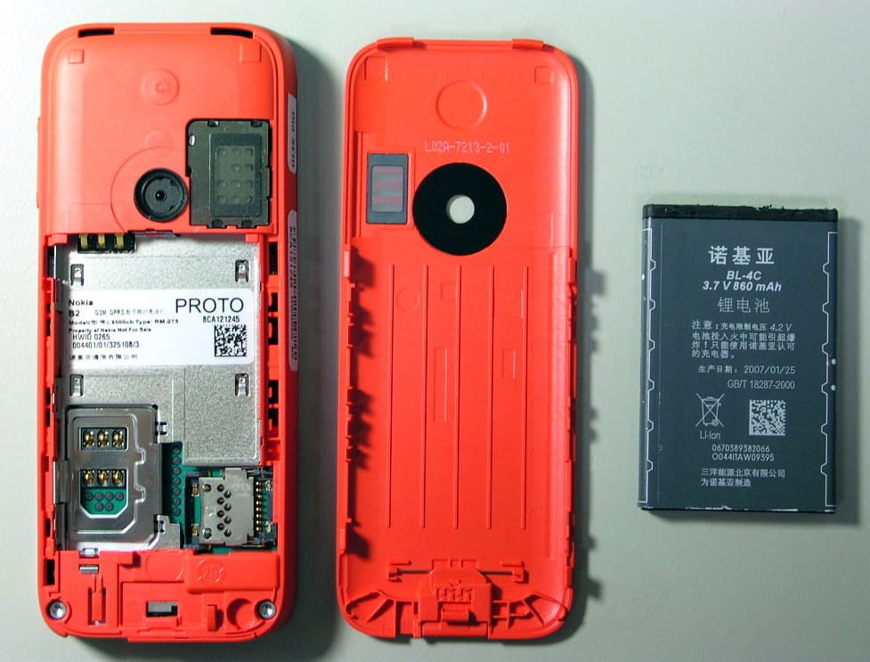 GSM 850/1800/1900 W/Bluetooth - FCC ID PPIRM-273 - Microsoft Corporation