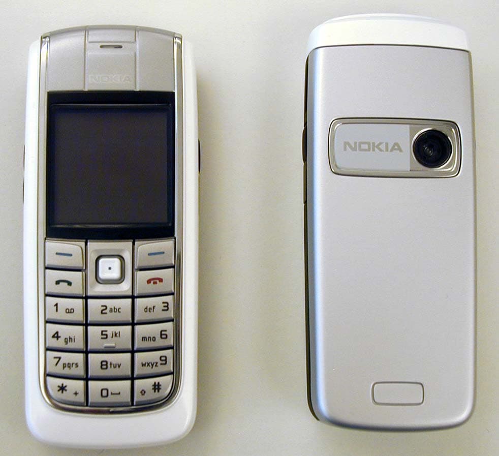 GSM 850/ 1800/ 1900 Phone - FCC ID PPIRM-31 - Microsoft Corporation