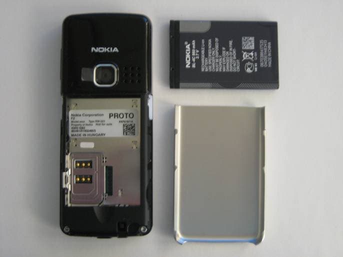 GSM850/1800/1900 phone with BT andWLAN (UMA) - FCC ID PPIRM-323 - Microsoft Corporation
