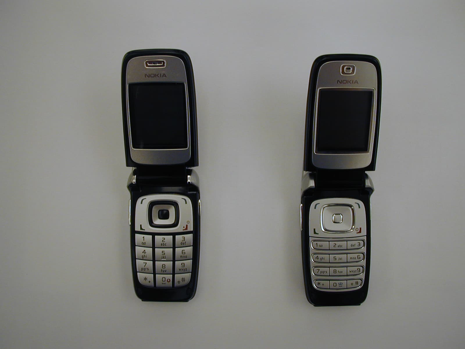 GSM 900/ 1800/ 1900 PCS Phone - FCC ID PPIRM-76 - Microsoft Corporation