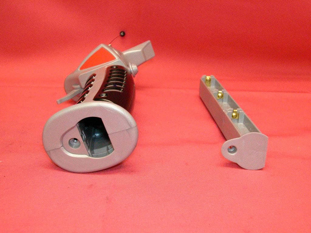 RC Airplane - FCC ID PQN44210TX27 - Spin Master Toys Far East Ltd.