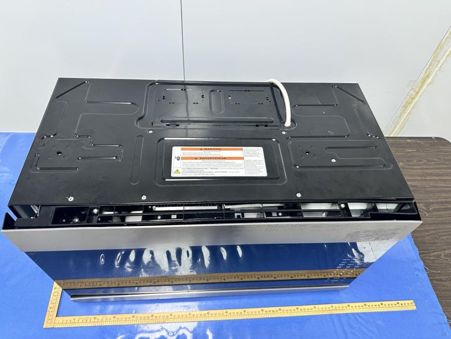 Household microwave oven - FCC ID PR4DRAGONRENEWX - Whirlpool Microwave Products Development Limited.